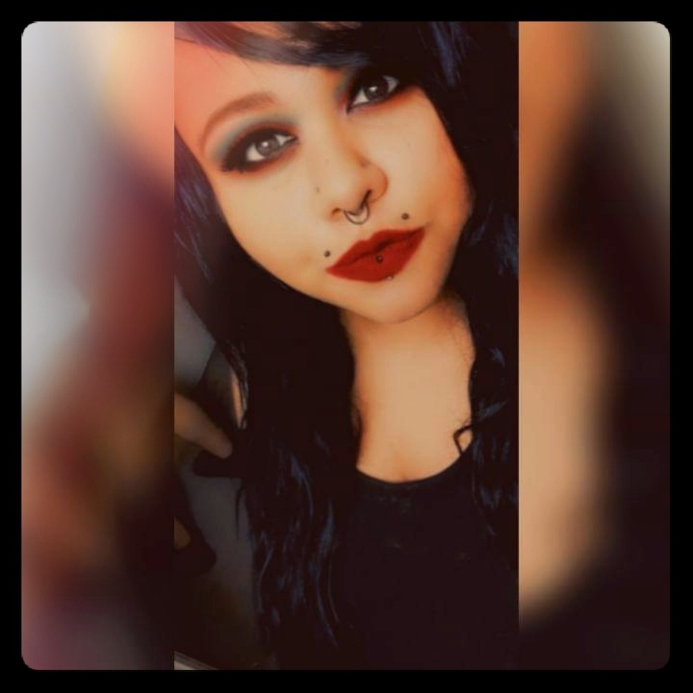 Meet your Posher, shawna